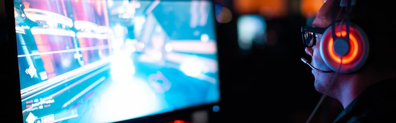 休闲解谜游戏《幻境迷宫》场景图 - 色彩斑斓的奇幻迷宫通道